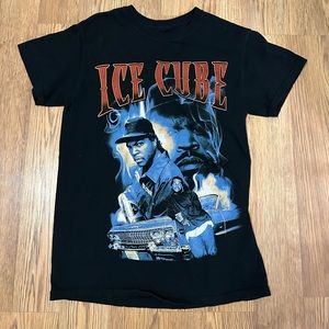 Girls Black Ice Cube T-shirt, size small